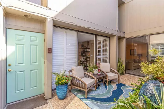 $279,000 | 761 Pine Run Drive, Unit 761, Osprey, FL 34229