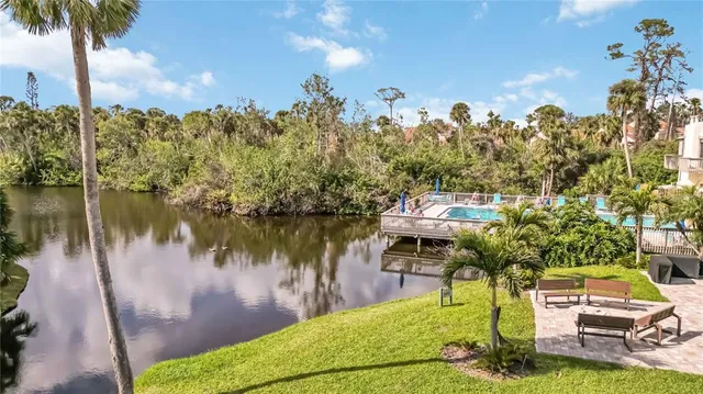 $279,000 | 761 Pine Run Drive, Unit 761, Osprey, FL 34229