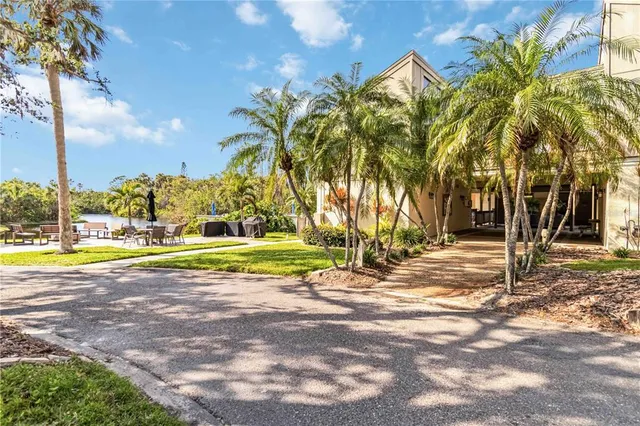 $279,000 | 761 Pine Run Drive, Unit 761, Osprey, FL 34229