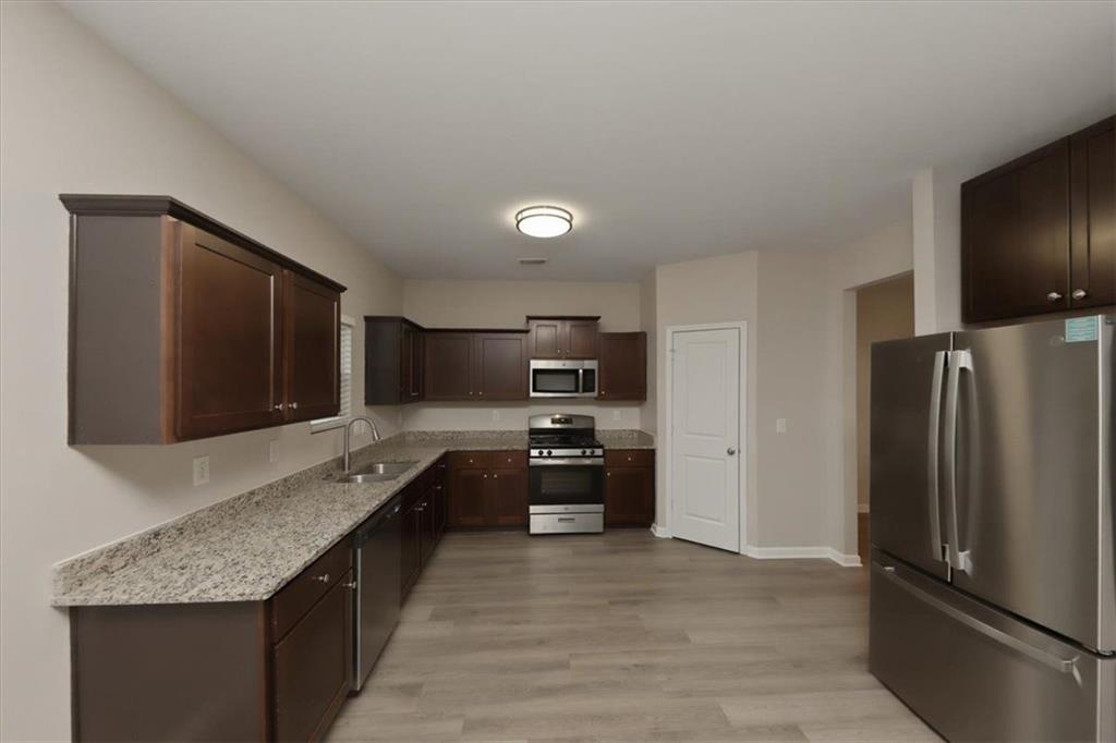 167 Aberdeen Way Dallas, GA 30132 - Photo 14 of 39