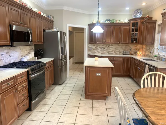 $459,900 | 2503 Wheaton Drive, Evansville, IN 47725