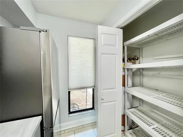 a view of utility room