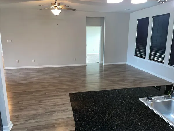 $2,300 | 329 East Lake Drive, Slidell, LA 70461