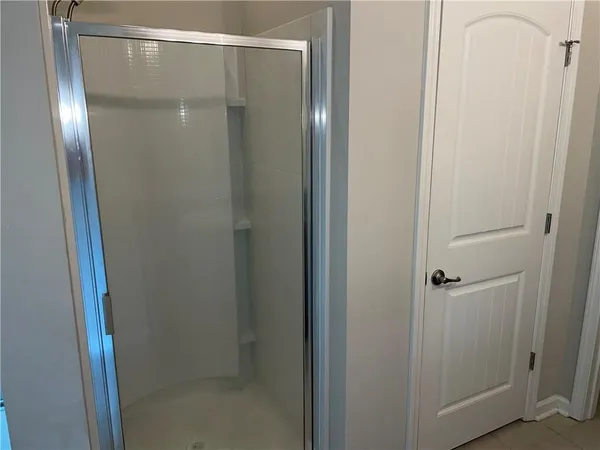 $2,300 | 329 East Lake Drive, Slidell, LA 70461