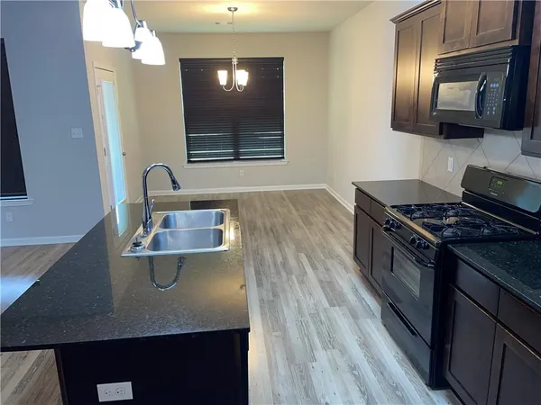 $2,300 | 329 East Lake Drive, Slidell, LA 70461