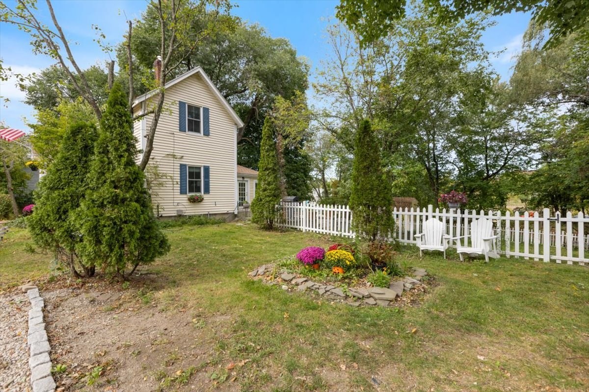 55 Haverhill Road Amesbury, MA 01913 - Photo 31 of 39 Gallery Image 31