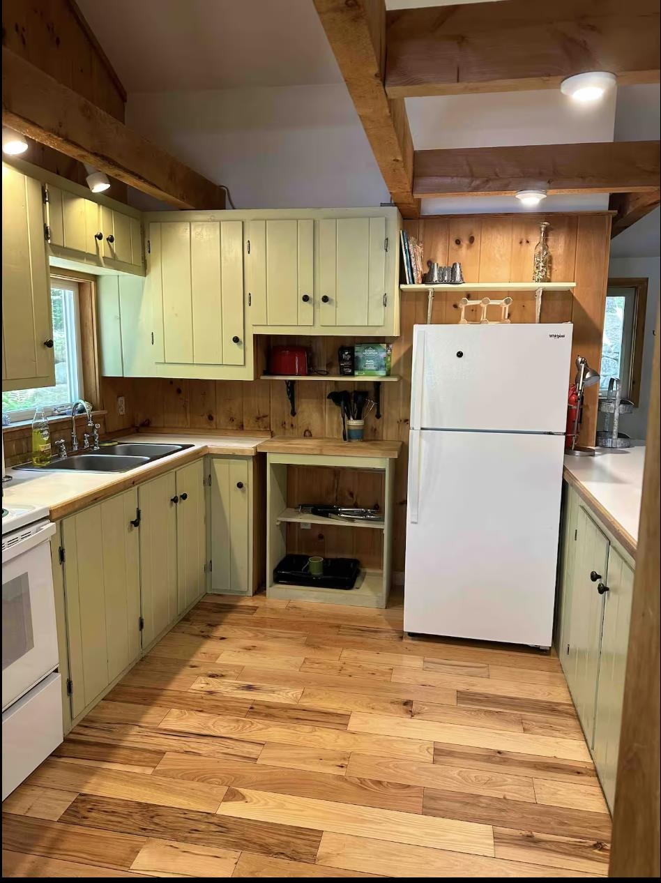 60 West Shore Road New Hampton, NH 03256 - Photo 18 of 35