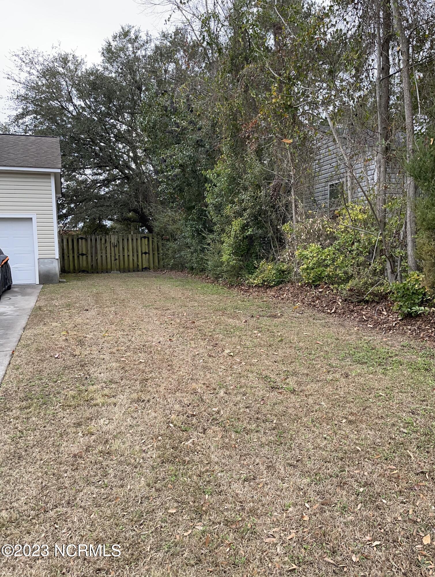 121 Preston Road Jacksonville, NC 28540 - Photo 3 of 37 IMG_9109