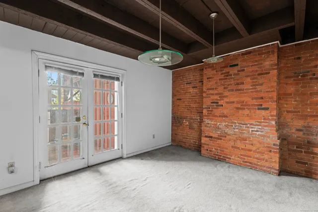 $135,000 | 237 Farmington Avenue, Unit B, Hartford, CT 06105