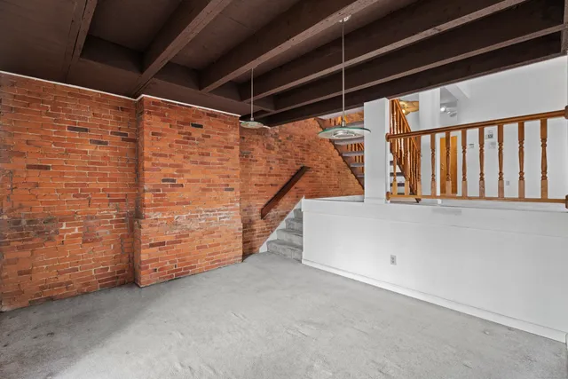 $135,000 | 237 Farmington Avenue, Unit B, Hartford, CT 06105