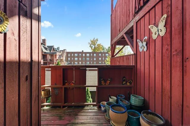 $135,000 | 237 Farmington Avenue, Unit B, Hartford, CT 06105