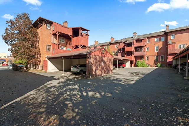 $135,000 | 237 Farmington Avenue, Unit B, Hartford, CT 06105