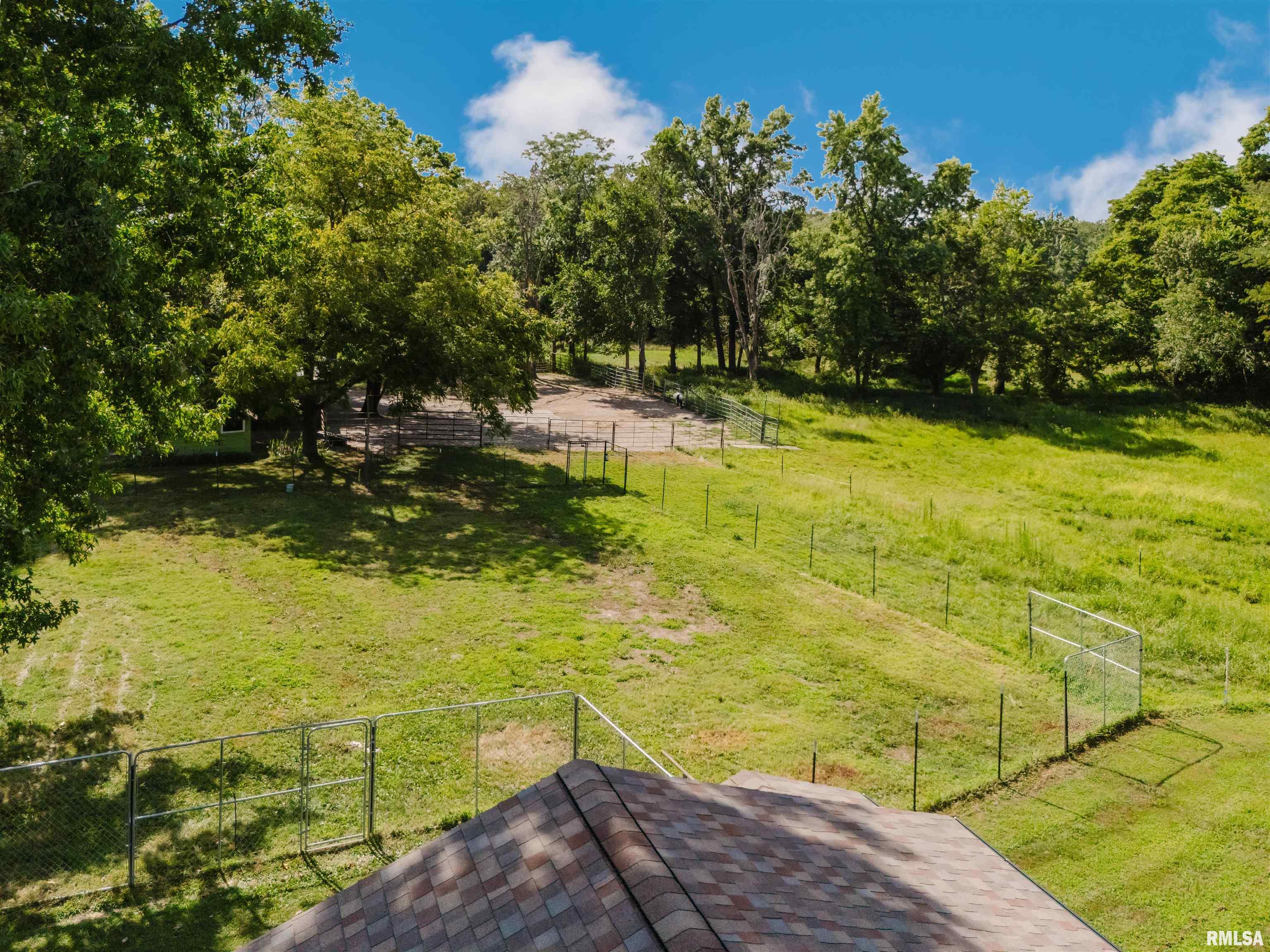 315 Lighthouse Road Harrisburg, IL 62946 - Photo 8 of 29 Gallery Image 8