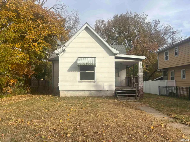 $40,000 | 1816 North Underhill Street, Peoria, IL 61604