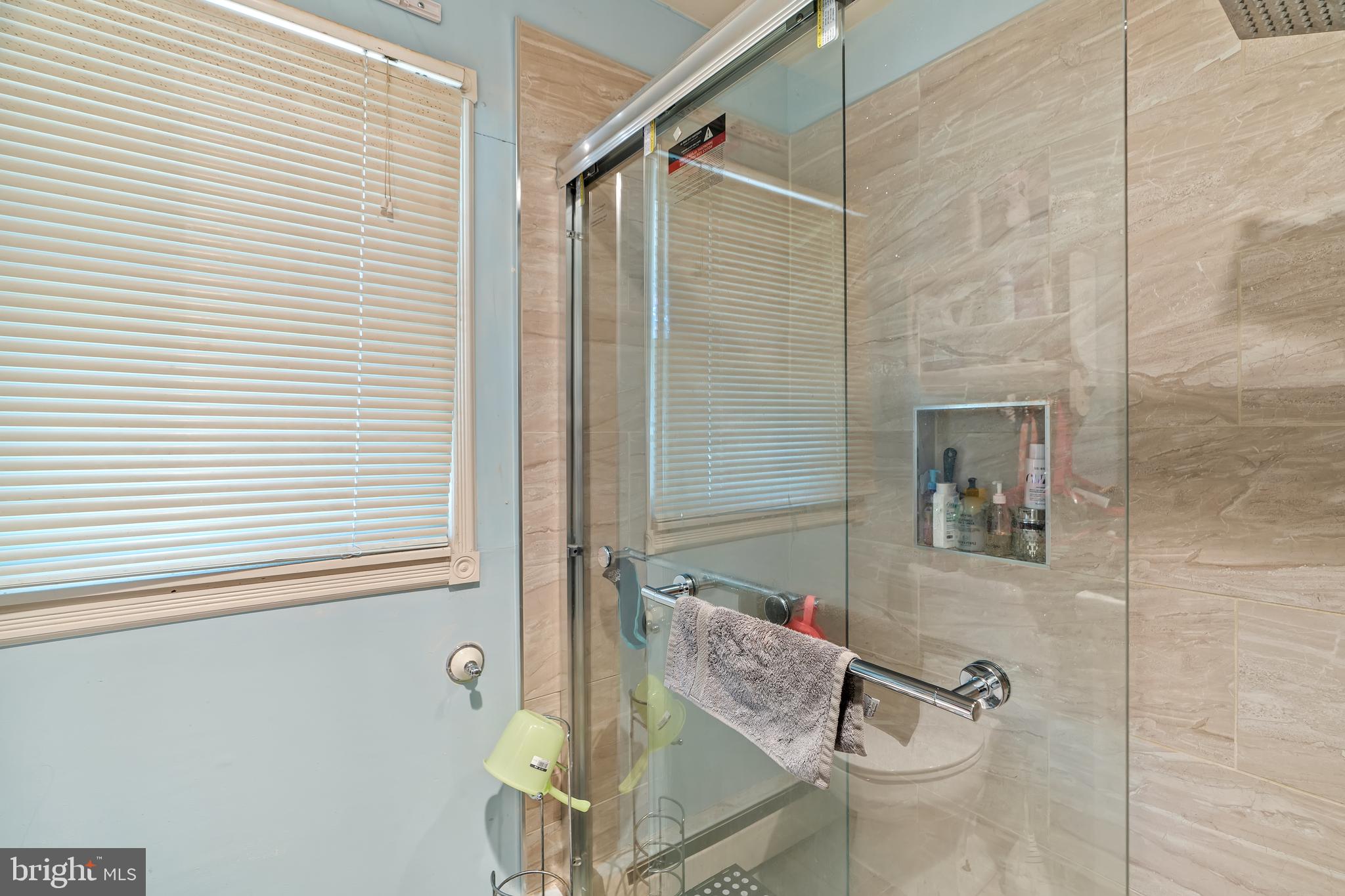 1205 Nottingham Road Newark, DE 19711 - Photo 29 of 47 a bathroom with a shower