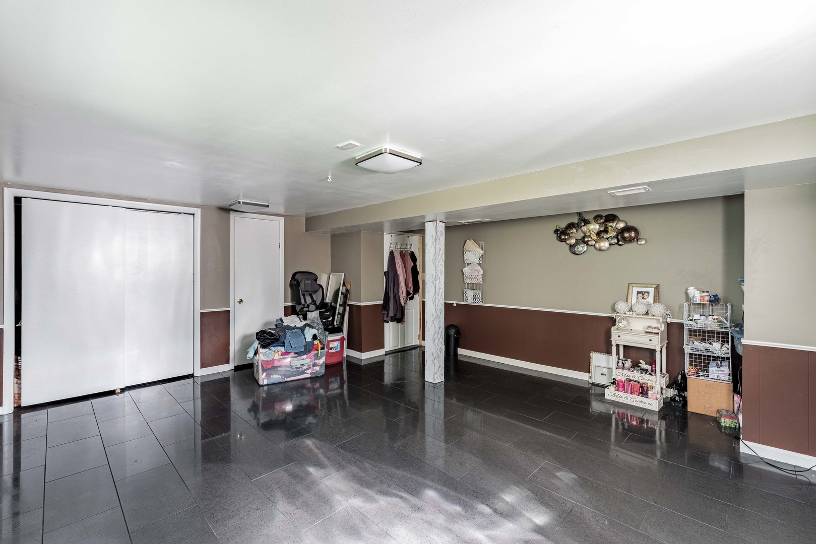 433 Cherry Hill Drive Addison, IL 60101 - Photo 16 of 35