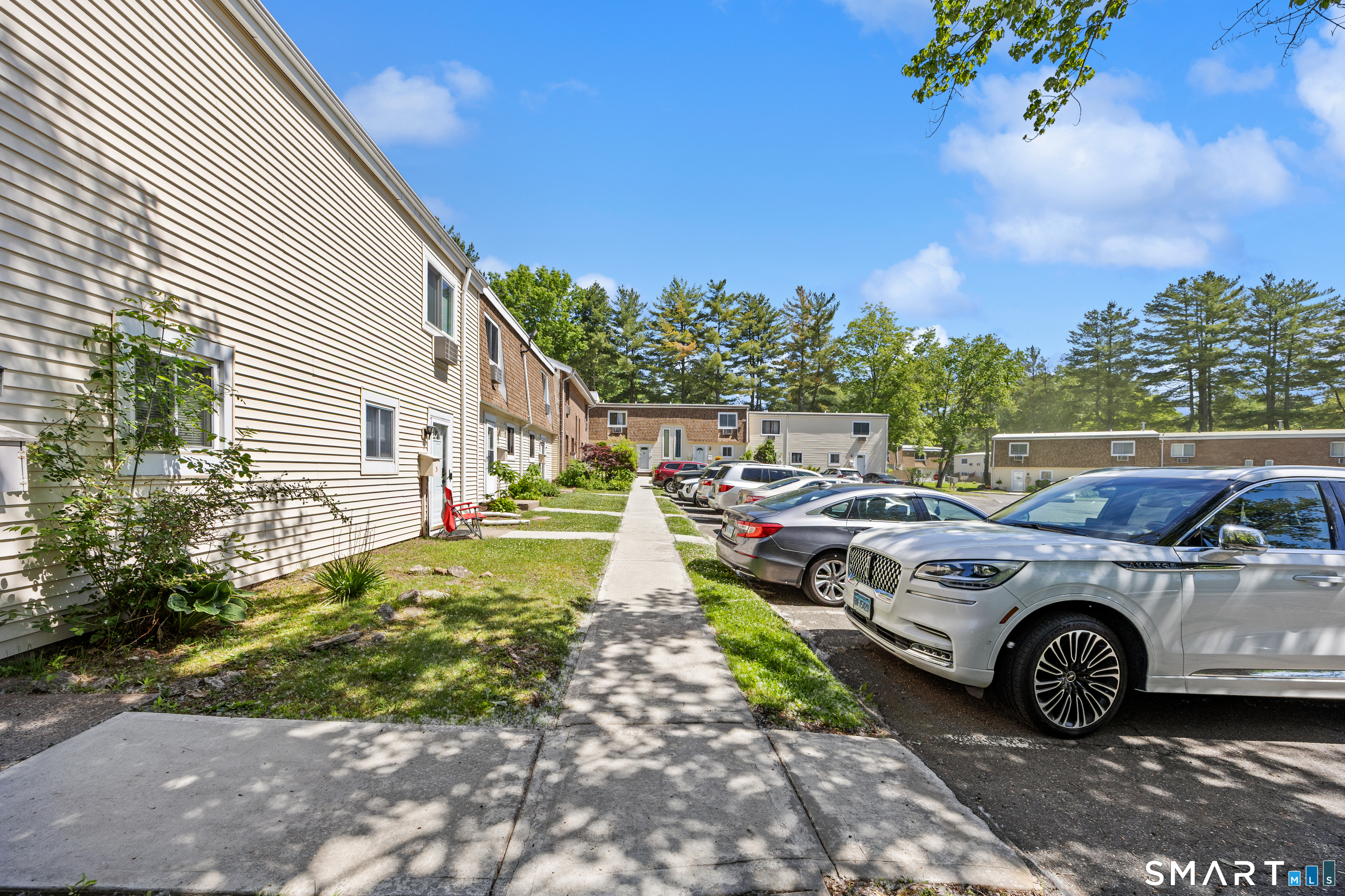 7 Sutton Place, Unit 7 Bloomfield, CT 06002 - Photo 25 of 25