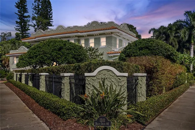 $1,875,000 | 1311 Beach Drive Northeast, St. Petersburg, FL 33701