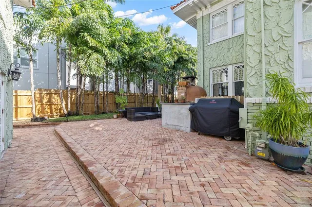 $1,875,000 | 1311 Beach Drive Northeast, St. Petersburg, FL 33701