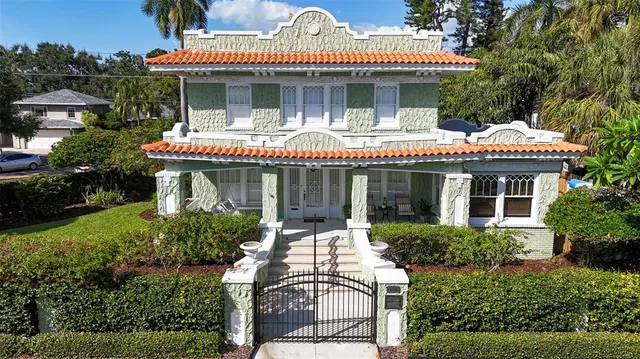 $1,875,000 | 1311 Beach Drive Northeast, St. Petersburg, FL 33701