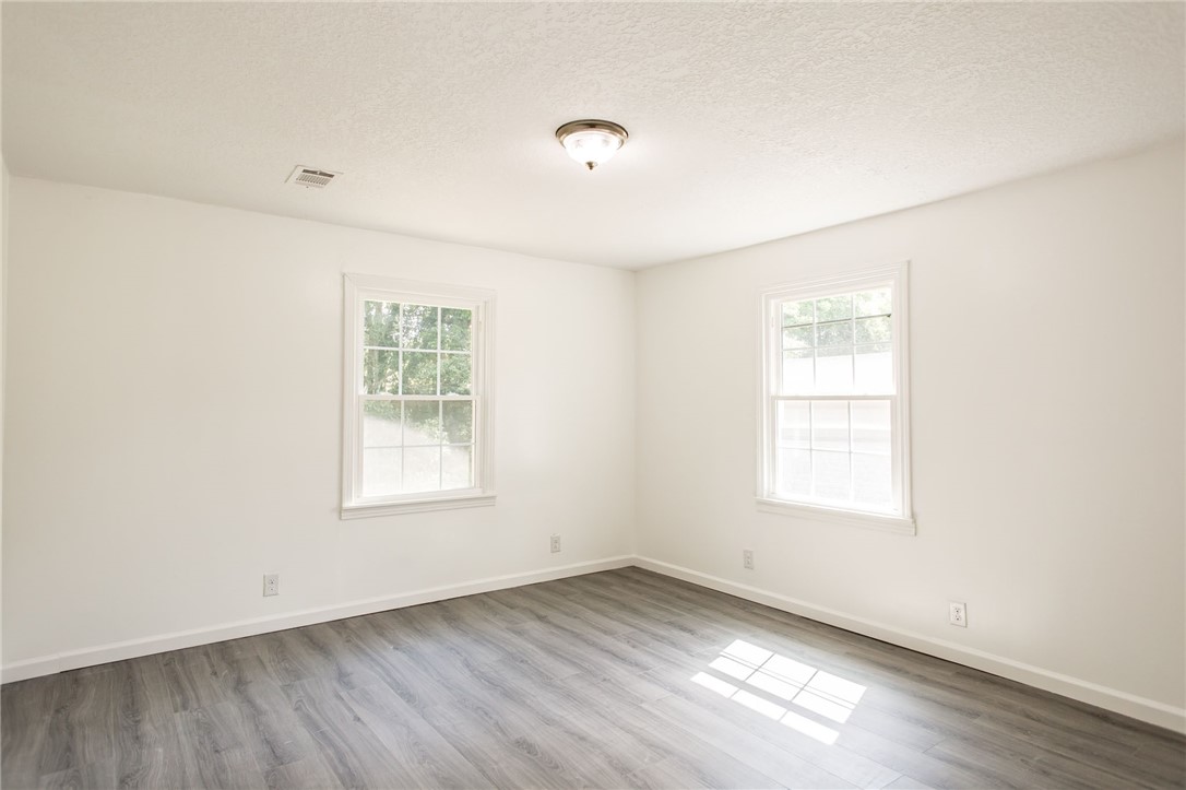 907 Bay Street Waycross, GA 31501 - Photo 14 of 20