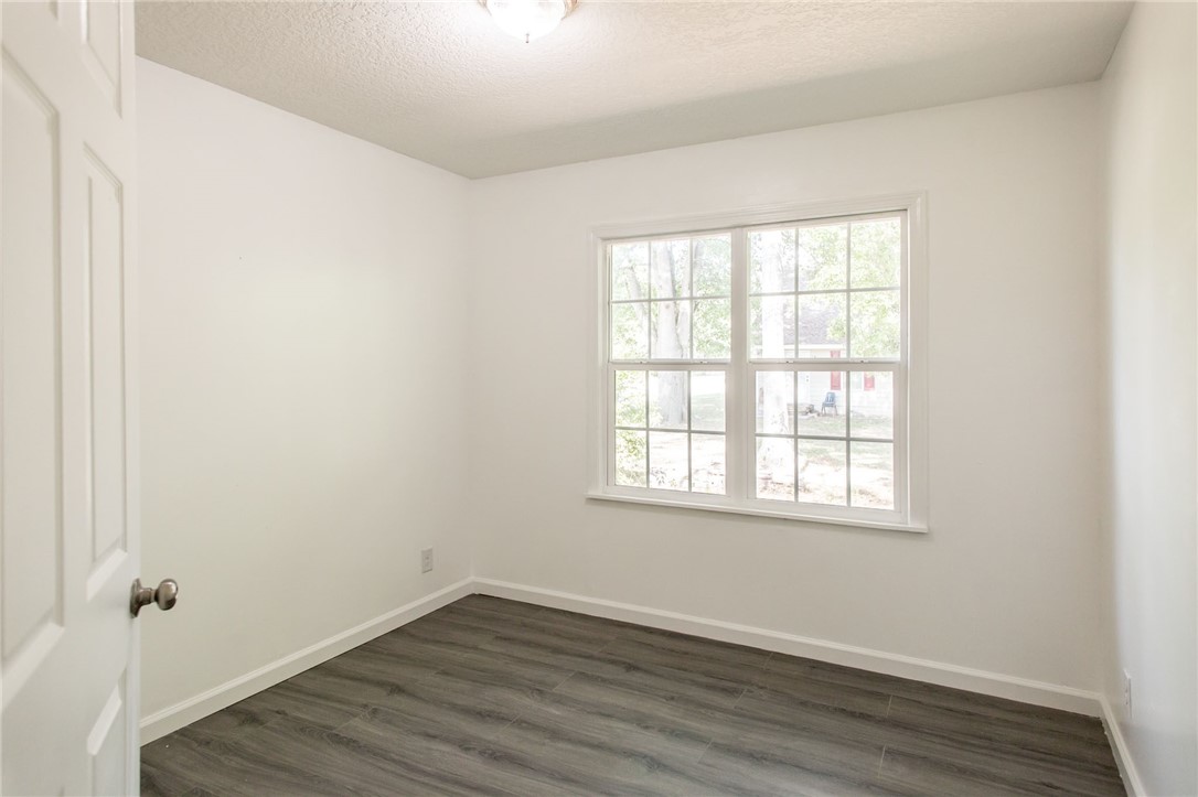 907 Bay Street Waycross, GA 31501 - Photo 17 of 20