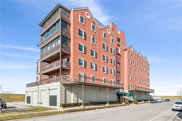 $389,000 | 330 Morgan Street, Unit 506, New Orleans, LA 70114