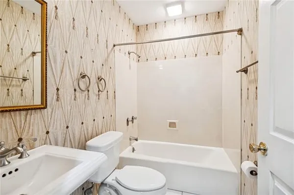 $389,000 | 330 Morgan Street, Unit 506, New Orleans, LA 70114