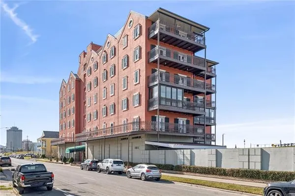 $389,000 | 330 Morgan Street, Unit 506, New Orleans, LA 70114