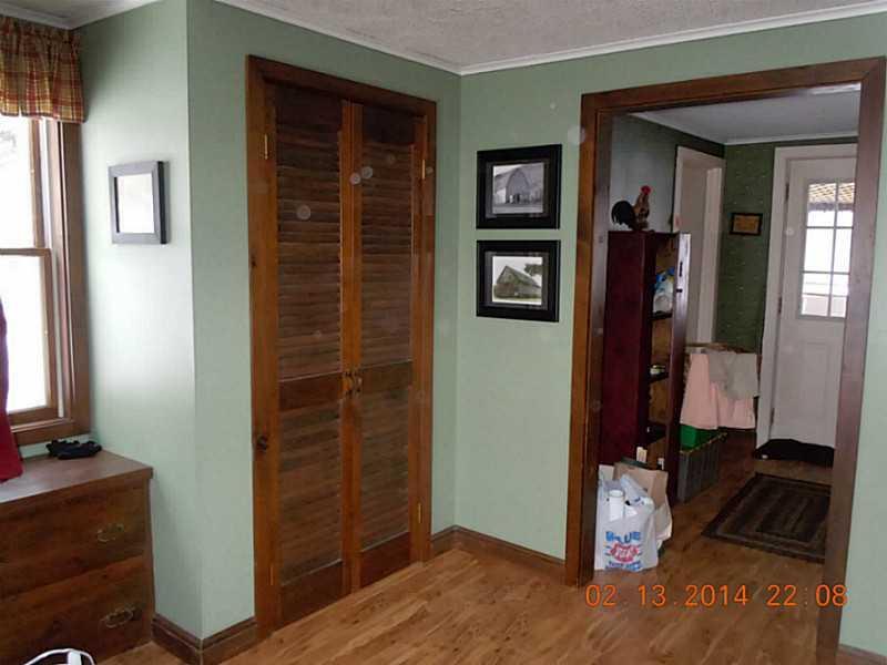 367 Houlton Road Presque Isle, ME 04769 - Photo 21 of 33 Mudroom.