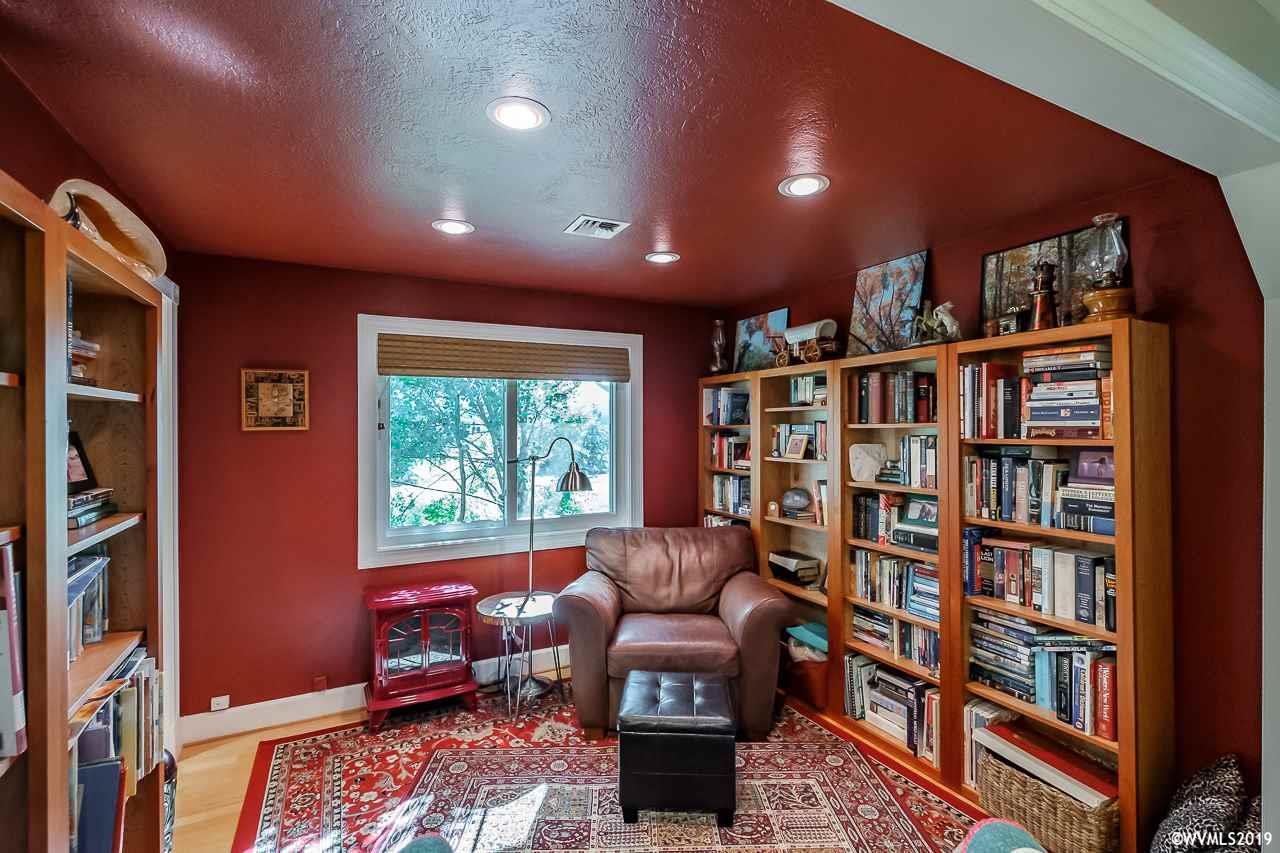 26029 Southwest Inavale Way Corvallis, OR 97333 - Photo 14 of 42 Gallery Image 14