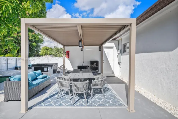 $4,500 | 11730 Northwest 3rd Avenue, Miami, FL 33168