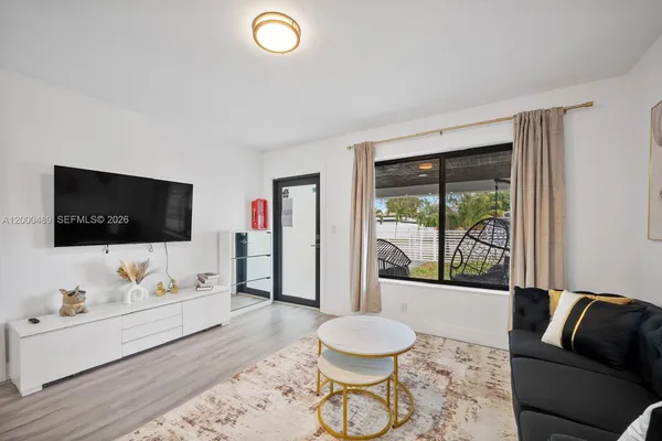 $4,500 | 11730 Northwest 3rd Avenue, Miami, FL 33168