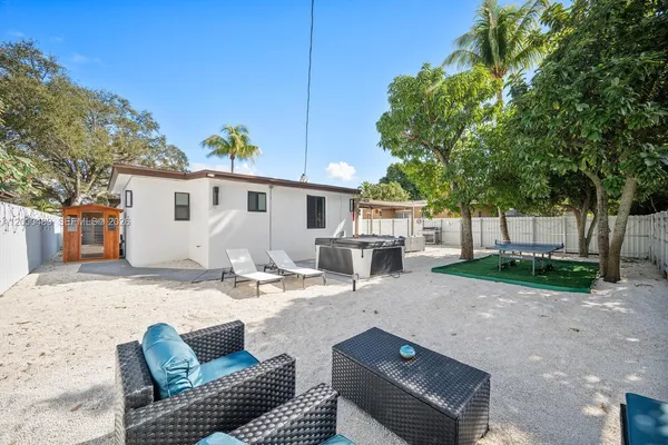 $4,500 | 11730 Northwest 3rd Avenue, Miami, FL 33168