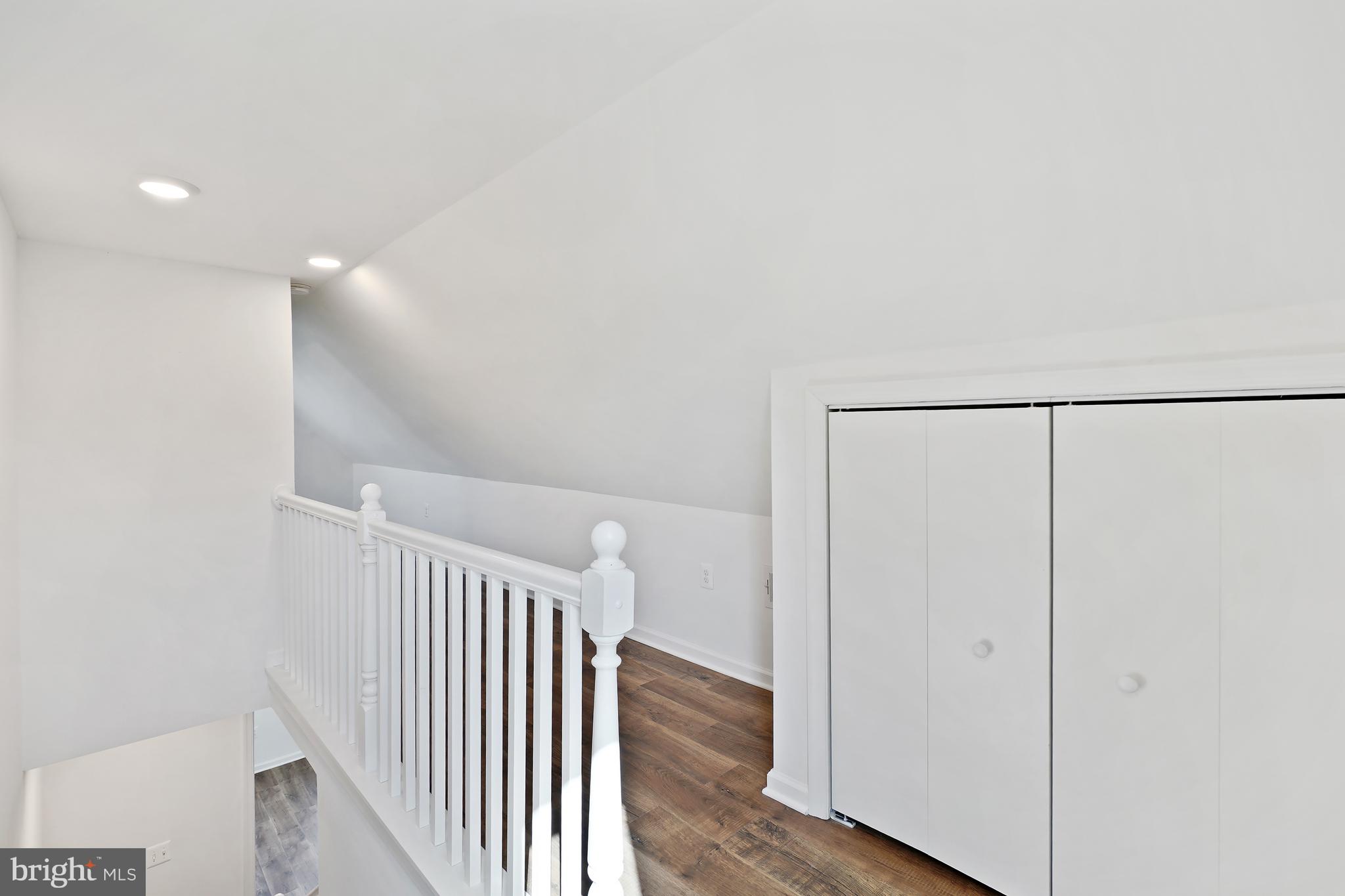 3731 Falls Road Baltimore, MD 21211 - Photo 25 of 30 a view of a hallway
