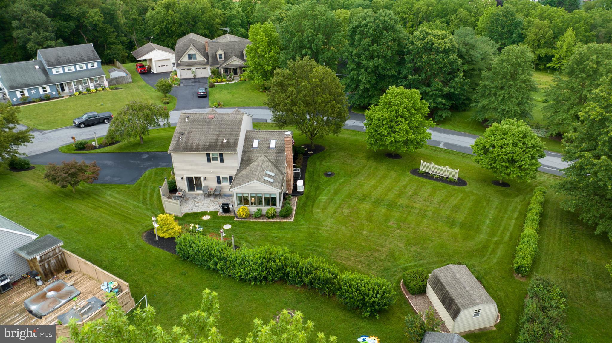 12 Hallmark Drive Lititz, PA 17543 - Photo 19 of 65
