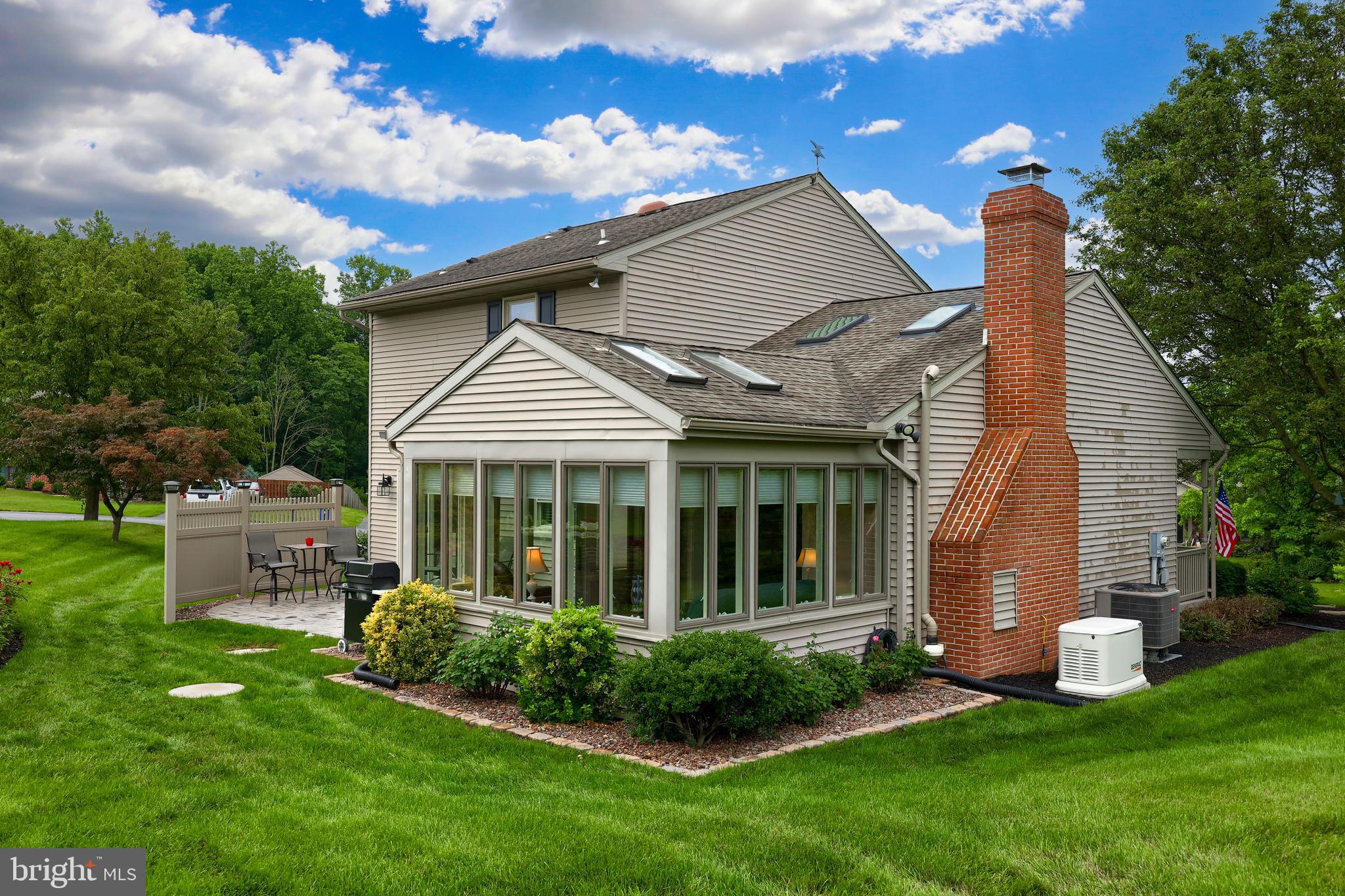 12 Hallmark Drive Lititz, PA 17543 - Photo 8 of 65