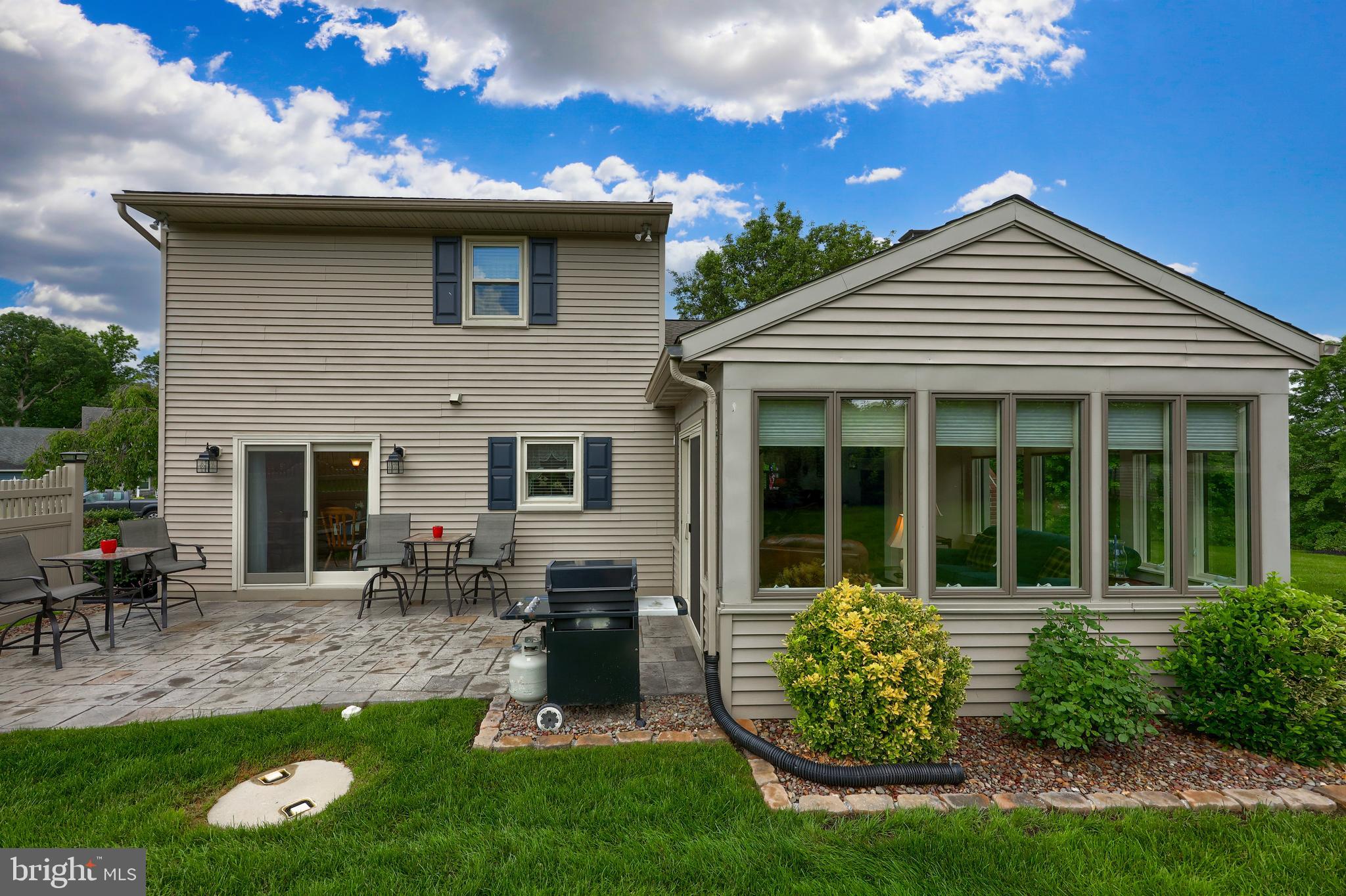 12 Hallmark Drive Lititz, PA 17543 - Photo 9 of 65