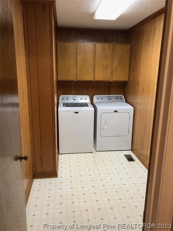 846 Bee Gee Road Lumberton, NC 28358 - Photo 29 of 42 a utility room with dryer and washer