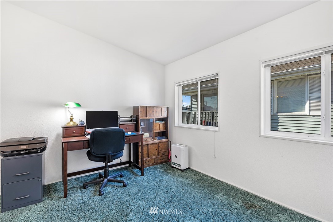 1032 Maple Street Everett, WA 98201 - Photo 15 of 24 Gallery Image 15