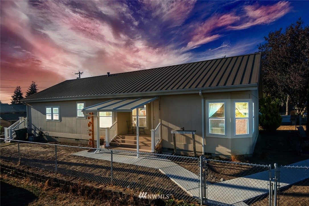 1032 Maple Street Everett, WA 98201 - Photo 24 of 24 Gallery Image 24