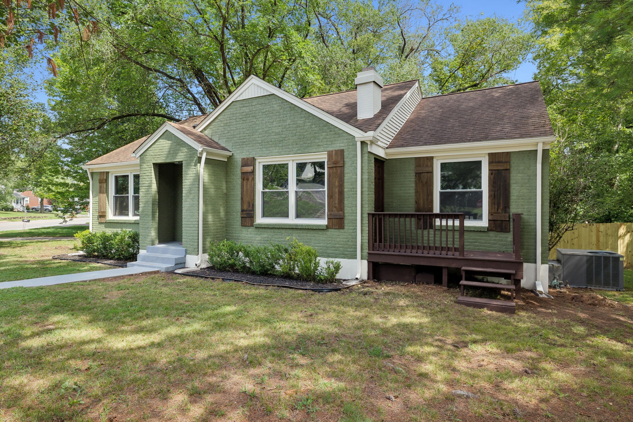 5641 Knob Road Nashville, TN 37209 - Photo 2 of 23 Gallery Image 2