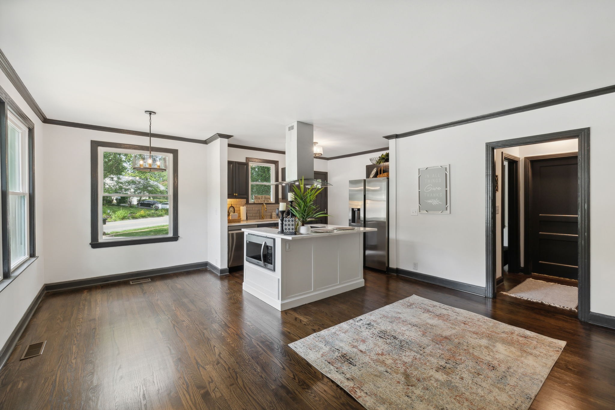 5641 Knob Road Nashville, TN 37209 - Photo 5 of 23 Gallery Image 5