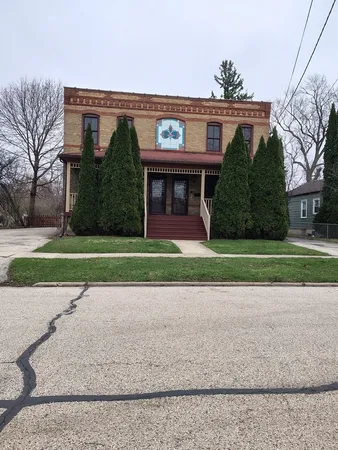 $2,100 | 1022 Wheeler Street, Unit 1022, Woodstock, IL 60098