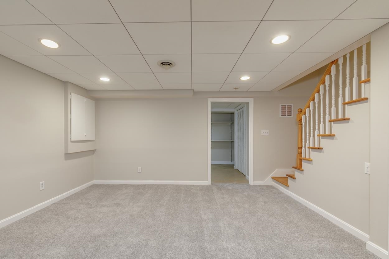 204 Winding Pond Road, Unit 204 Londonderry, NH 03053 - Photo 18 of 36