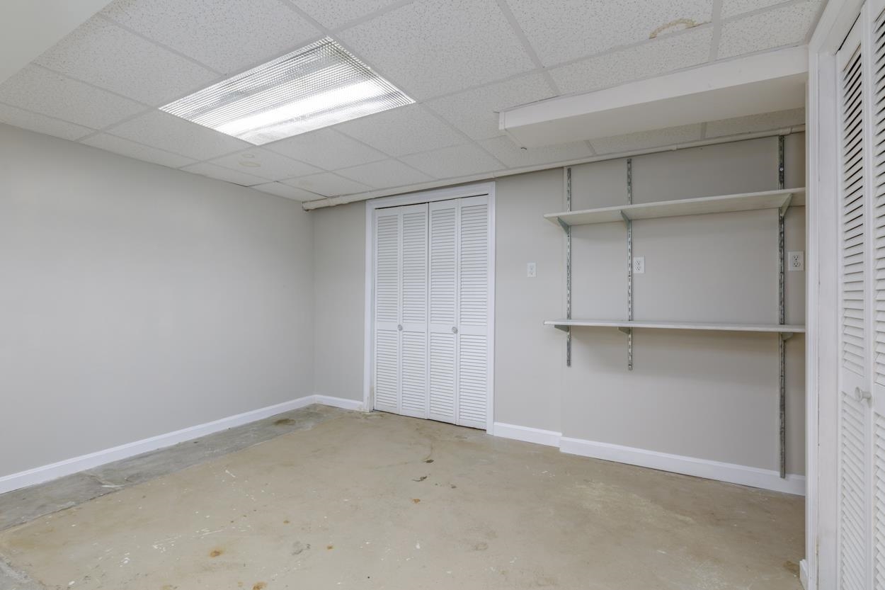 204 Winding Pond Road, Unit 204 Londonderry, NH 03053 - Photo 19 of 36