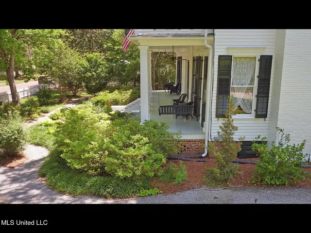 $988,000 | 138 East Fulton Street, Canton, MS 39046