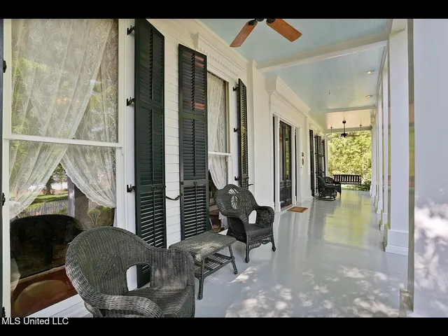 $988,000 | 138 East Fulton Street, Canton, MS 39046