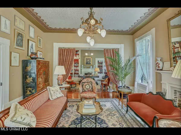 $988,000 | 138 East Fulton Street, Canton, MS 39046