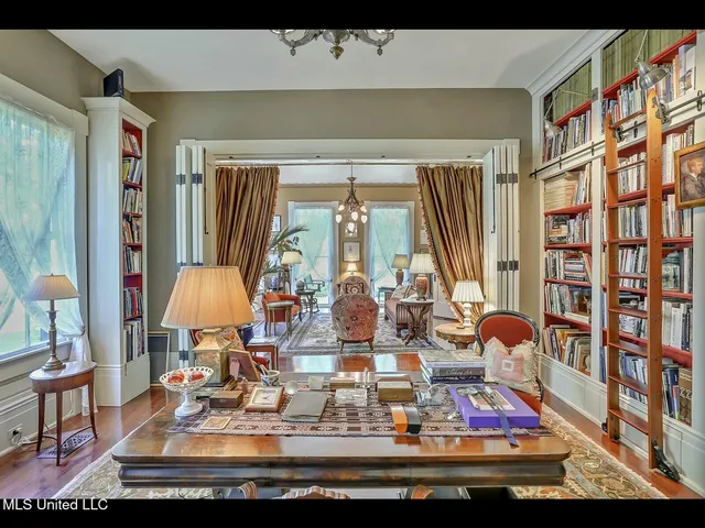 $988,000 | 138 East Fulton Street, Canton, MS 39046